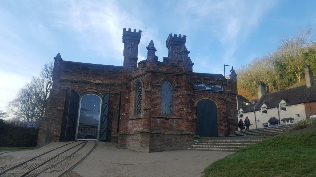 Pageant Lodge Telford Kültér fotó